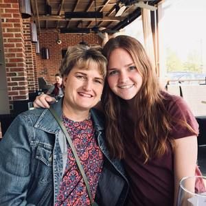 Meet your Posher, Kelley